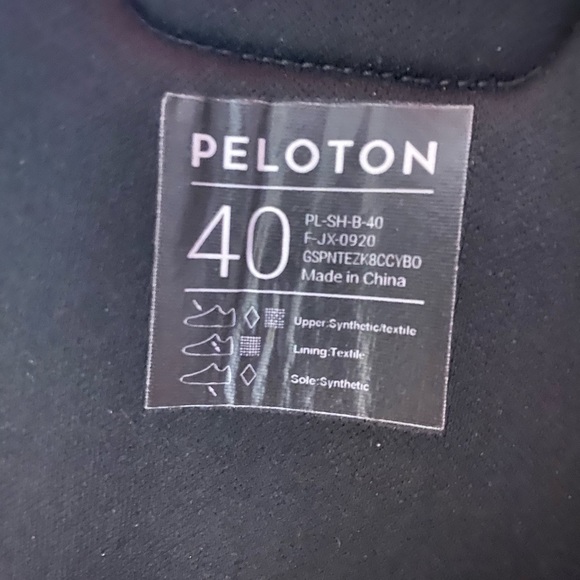Peloton Cycling Shoes With Cleats - Picture 6 of 6
